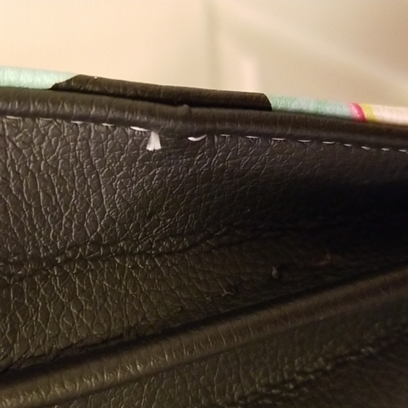 Betsey Johnson Purse with Dog Face Removable strap Excellent Condition. NWOT - Picture 9 of 12